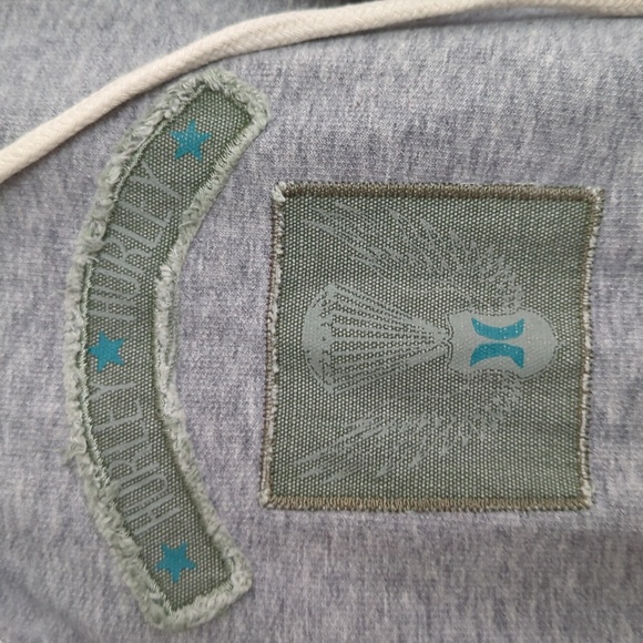 Hurley gray/green patch hoodie size medium - Picture 4 of 9